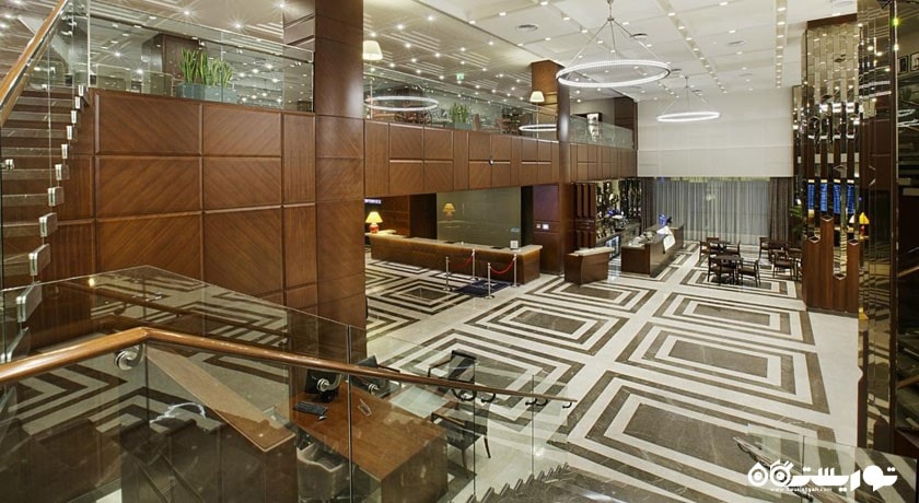 لابی هتل دبل تری بای هیلتون آوجیلار